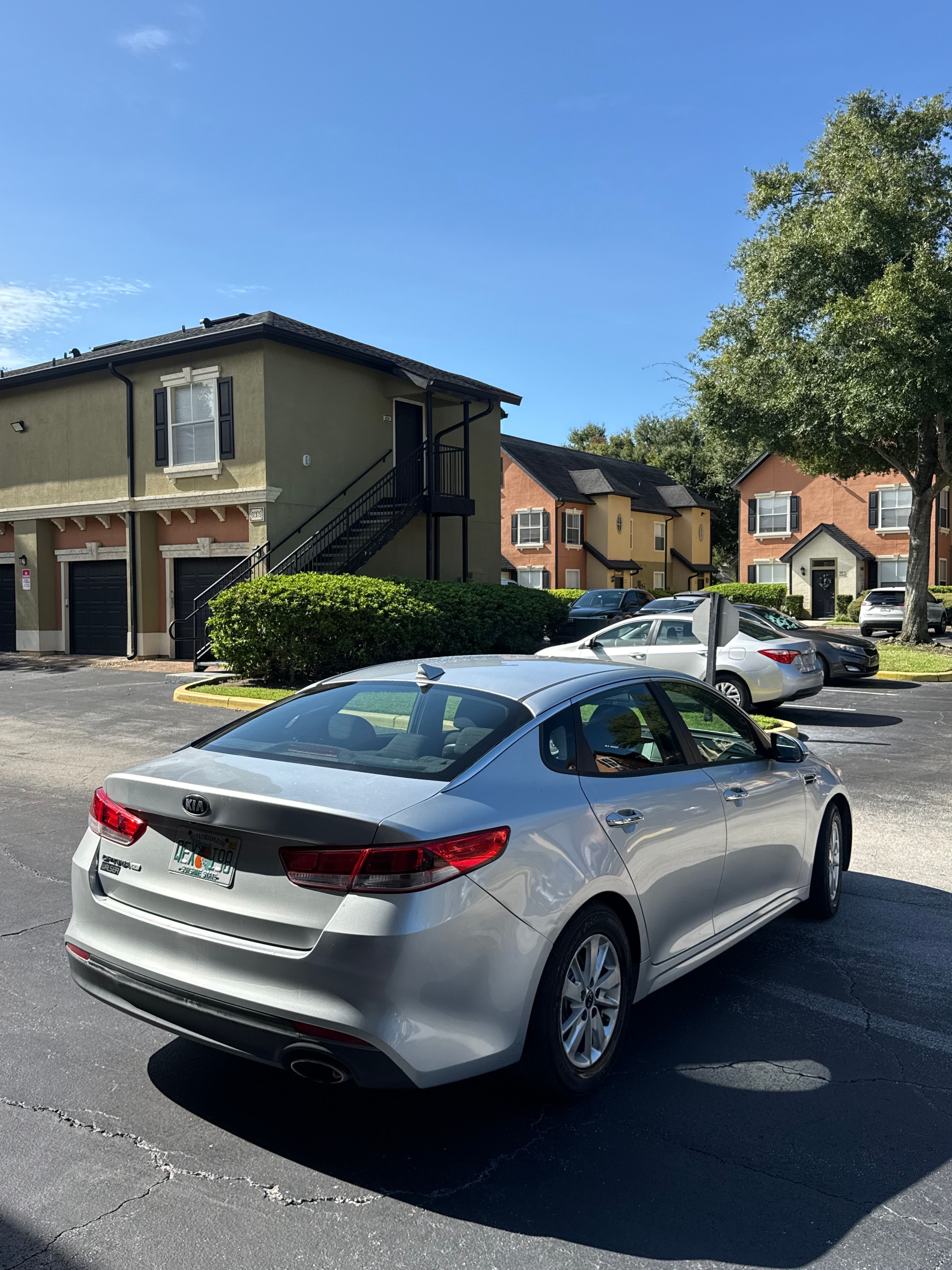 Used 2018 Kia Optima LX FWD image 6