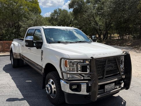 Used 2020 Ford F350 King Ranch w/ Chrome Package AWD/4WD image 8