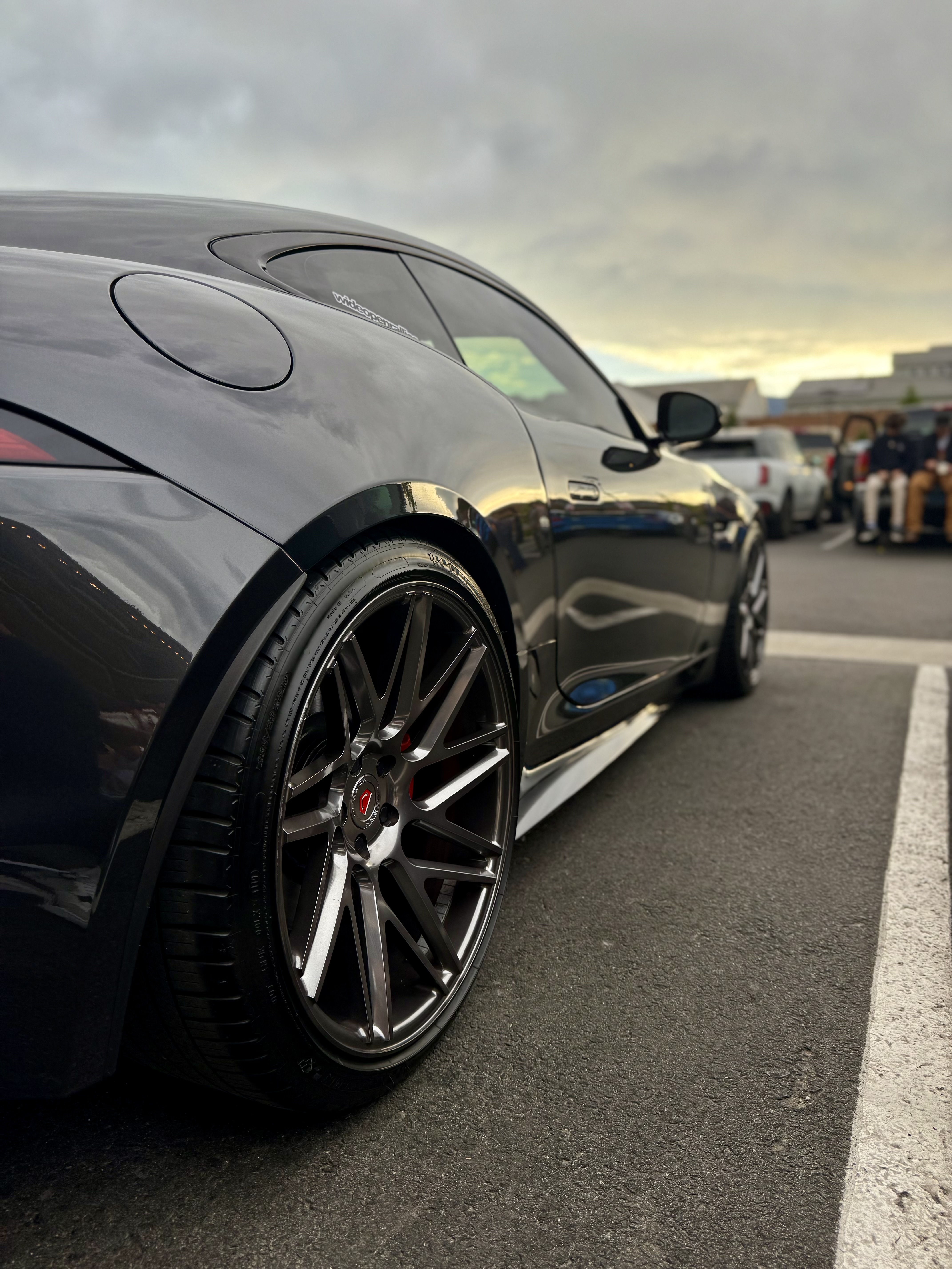 Used 2020 Jaguar F-TYPE R-Dynamic RWD image 11