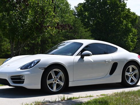 Used 2014 Porsche Cayman RWD image 1