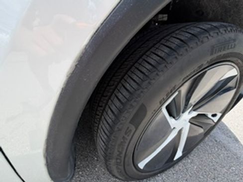 Used 2026 Tesla Model Y AWD image 22