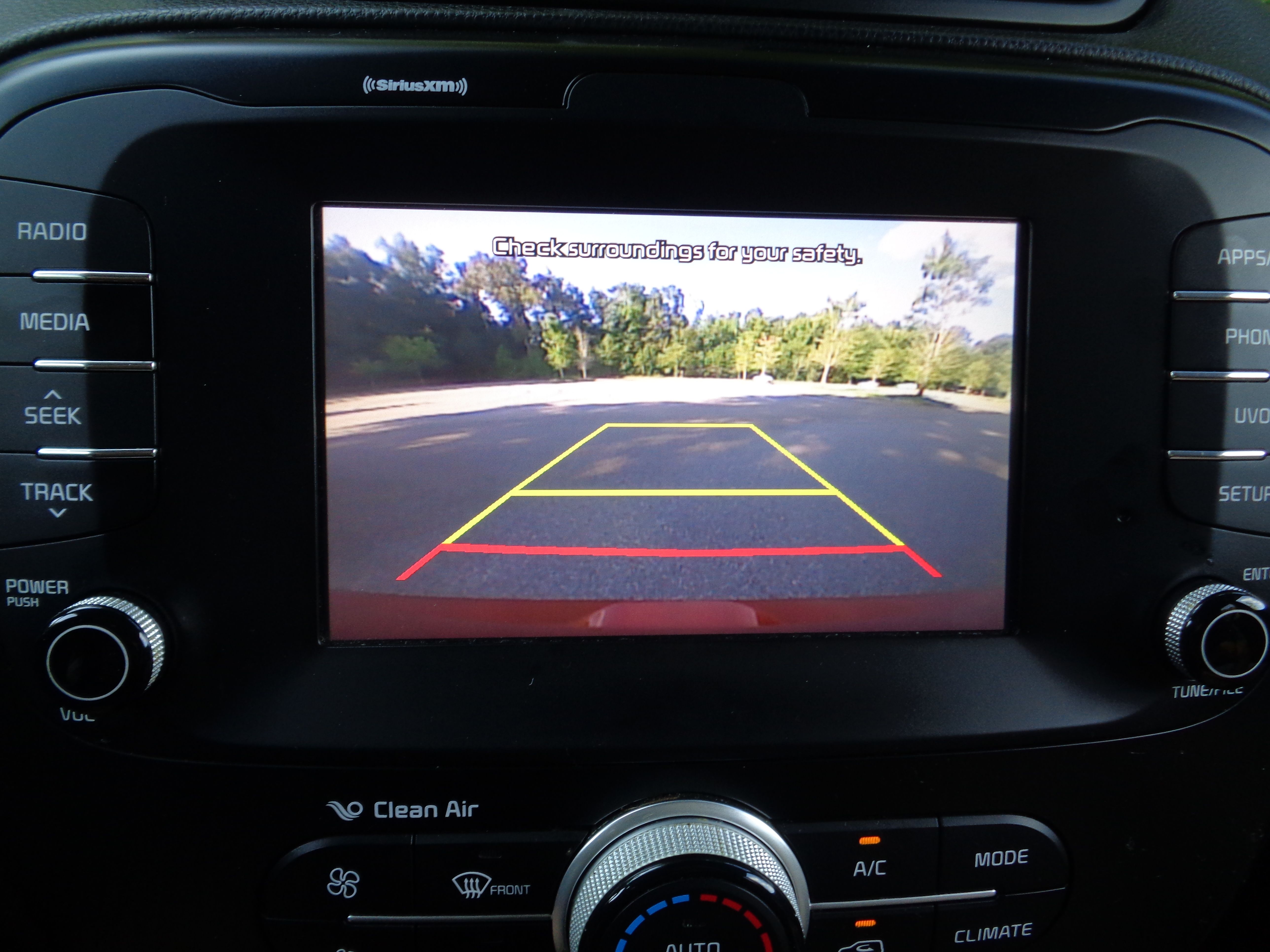 Used 2018 Kia Soul + FWD image 22
