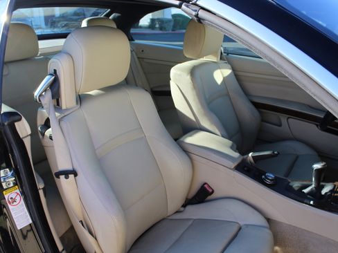 Used 2007 BMW 328i Convertible RWD image 21