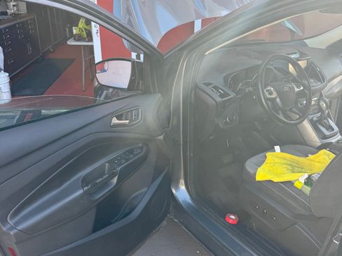 Used 2014 Ford Escape SE w/ Equipment Group 201A image 6