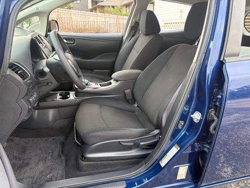 Used 2017 Nissan Leaf S image 14