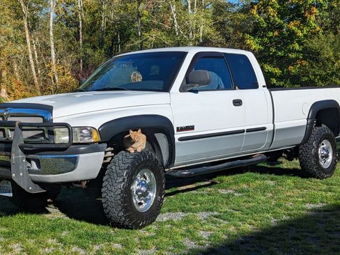 Used 2002 Dodge Ram 2500 Truck 4x4 Quad Cab image 4