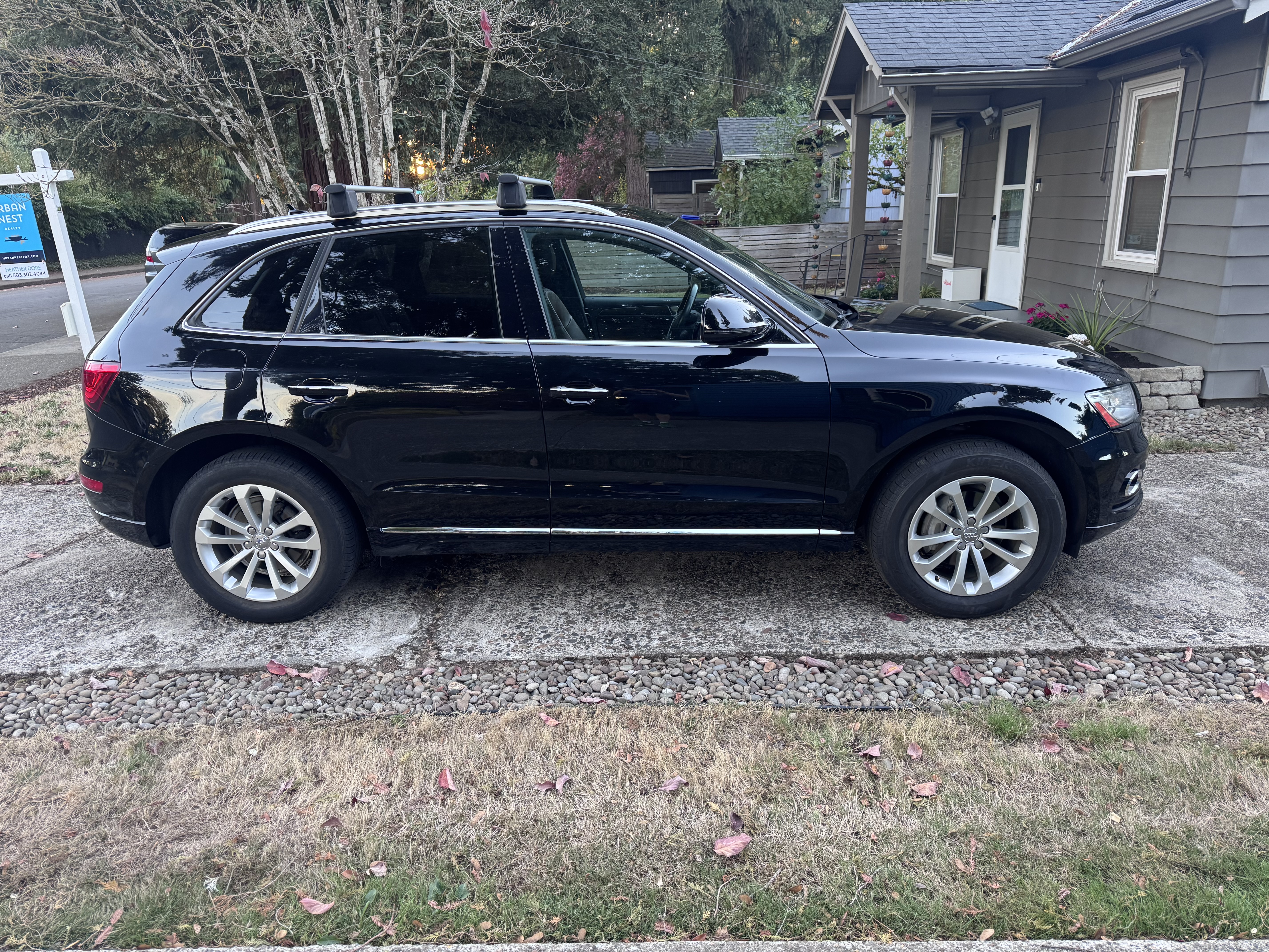 Used 2015 Audi Q5 2.0T Premium Plus w/ Premium Plus Package AWD/4WD image 2