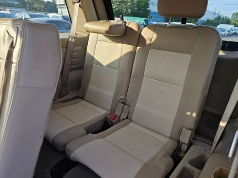 Used 2006 Mercury Mountaineer Luxury image 12