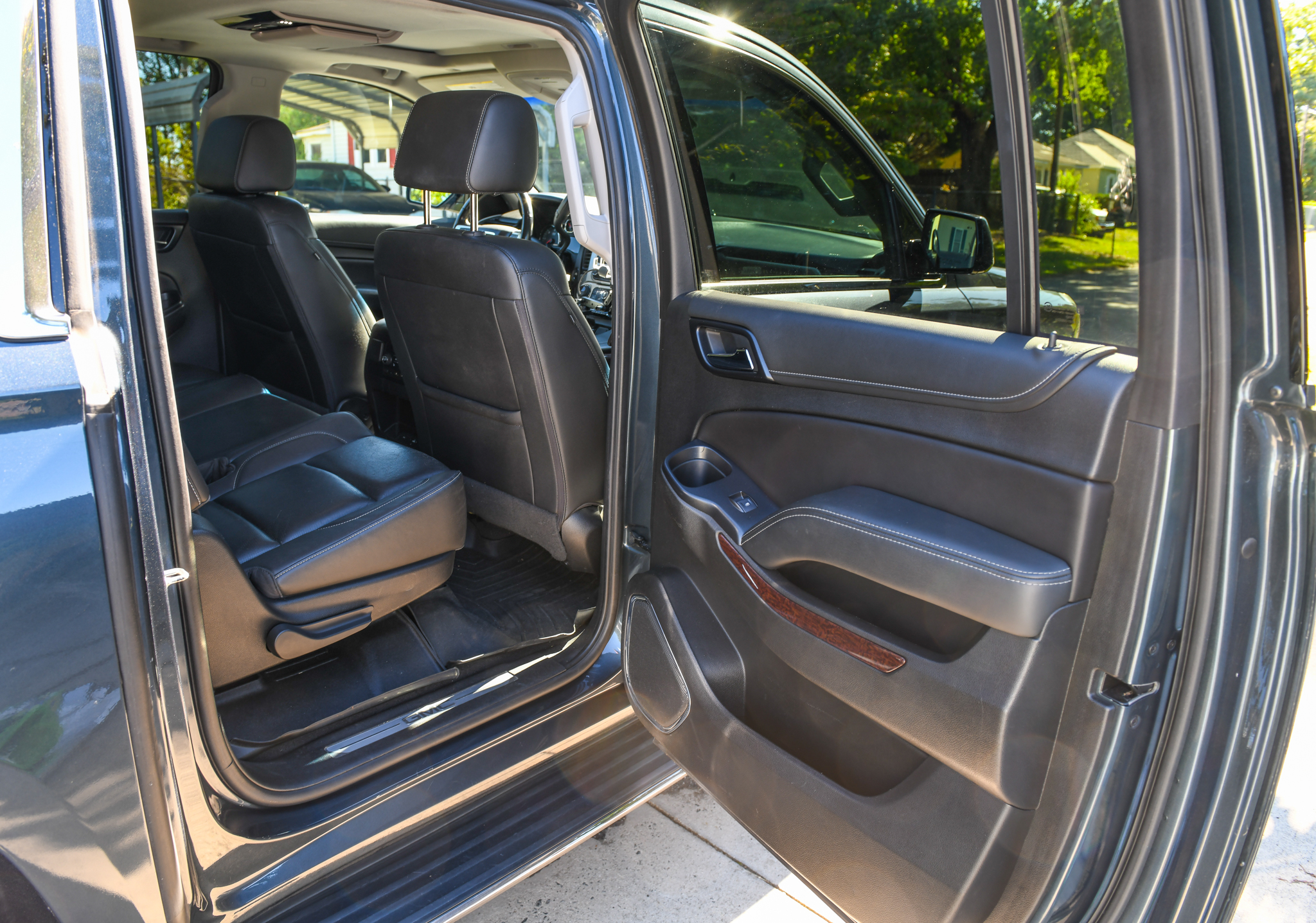 Used 2019 GMC Yukon XL SLT w/ Open Road Package AWD/4WD image 19