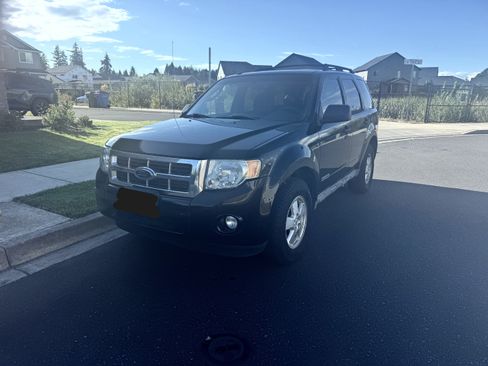 Used 2009 Ford Escape XLT AWD/4WD image 2
