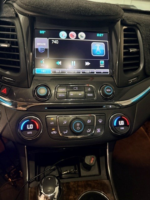 Used 2014 Chevrolet Impala LT FWD image 16