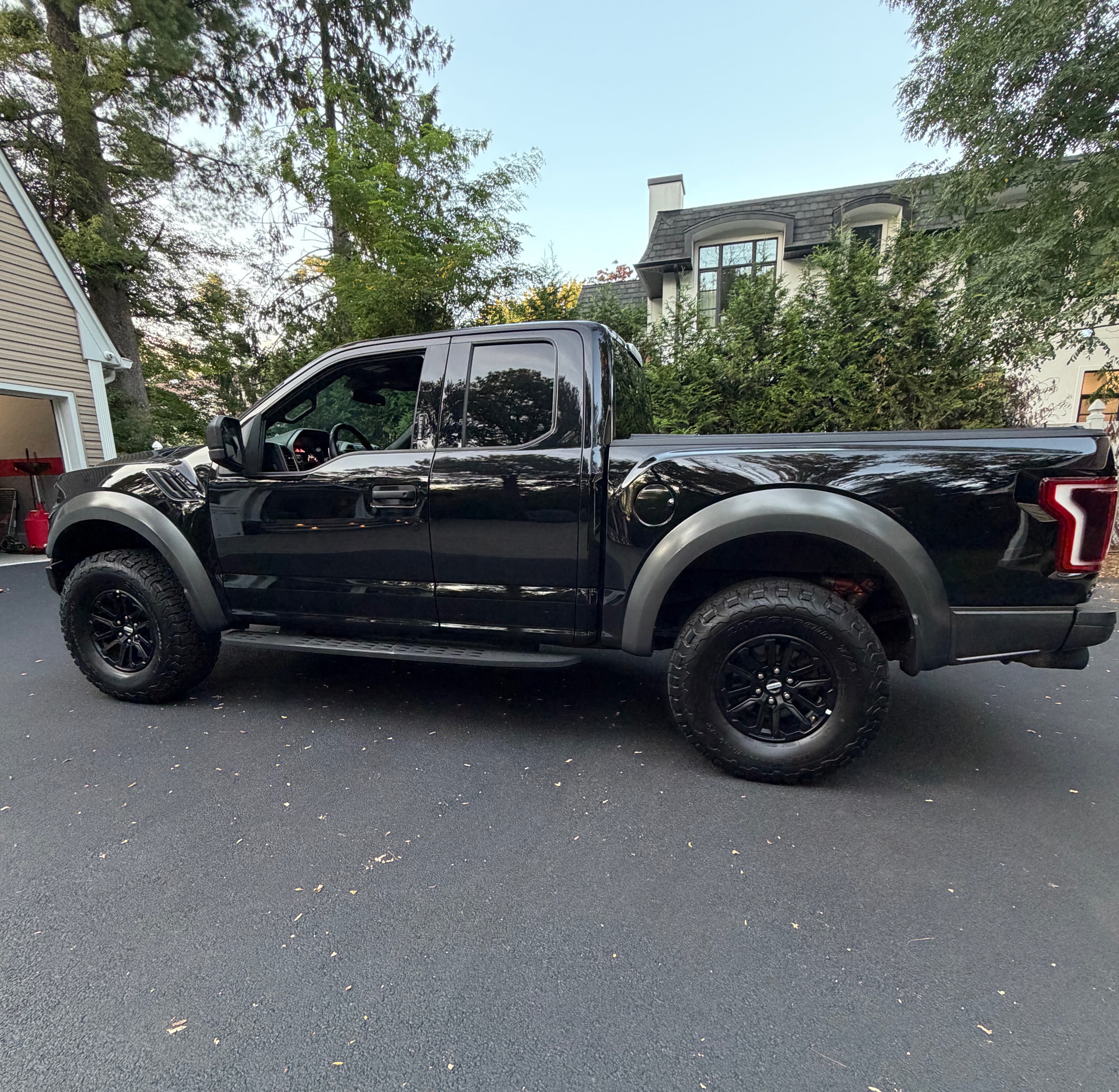 Used 2020 Ford F150 Raptor AWD/4WD image 6