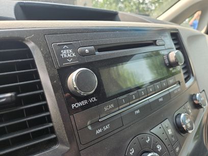 Used 2012 Toyota Sienna