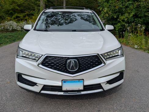 Used 2020 Acura MDX SH-AWD w/ Technology Package image 2