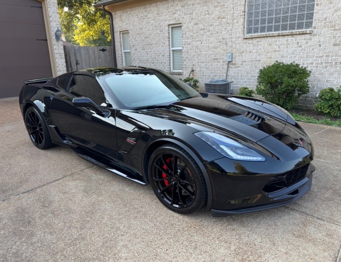 Used 2019 Chevrolet Corvette Grand Sport RWD image 5