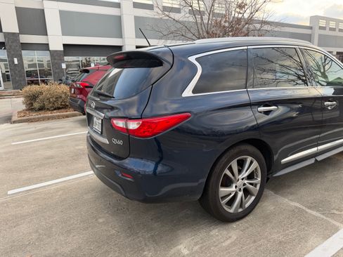 Used 2015 INFINITI QX60 FWD w/ Deluxe Touring Package image 6