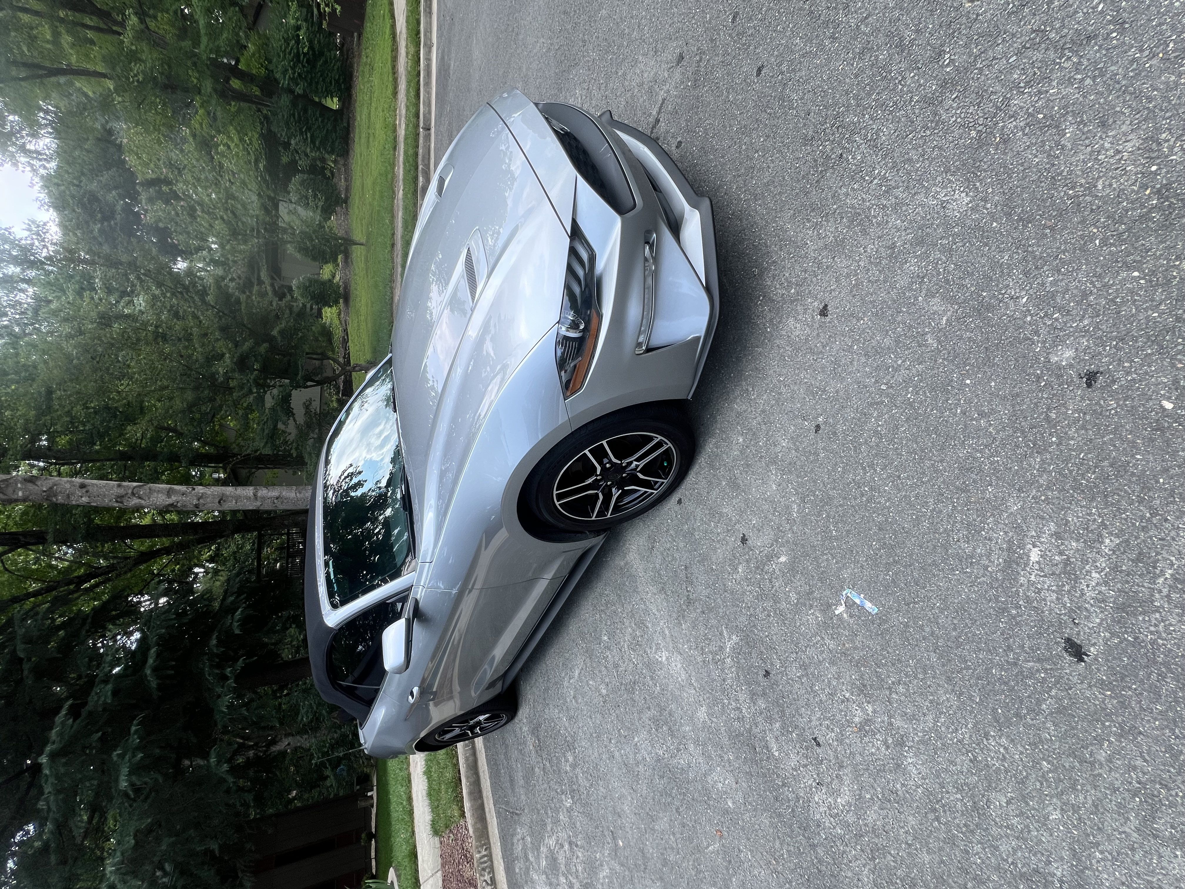 Used 2021 Ford Mustang Premium RWD image 8