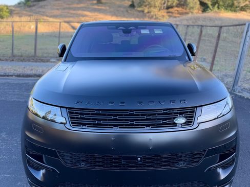Used 2023 Land Rover Range Rover Sport First Edition AWD/4WD image 8