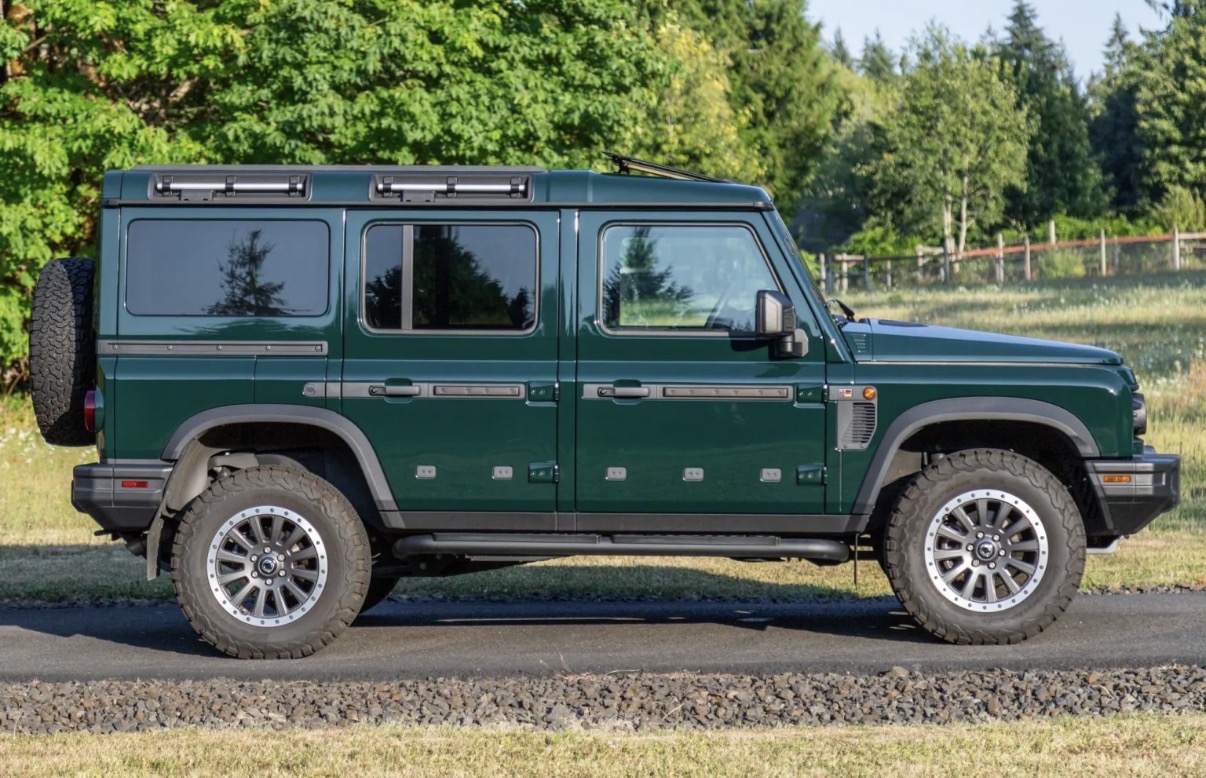 Used 2025 INEOS Grenadier Station Wagon AWD/4WD image 4