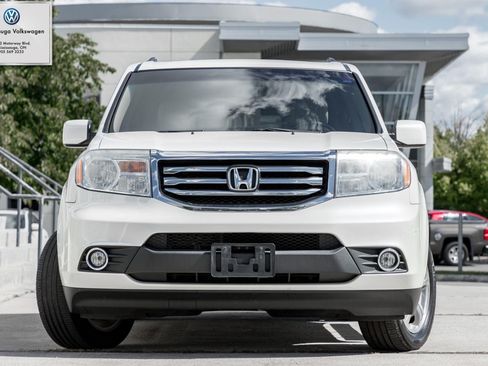 Used 2013 Honda Pilot Touring image 1