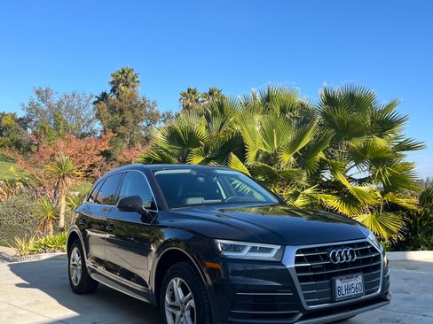 Used 2018 Audi Q5 2.0T Premium Plus w/ Premium Plus Package image 2