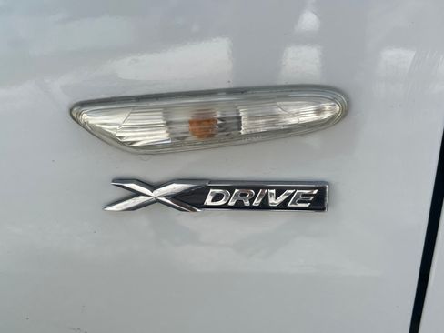 Used 2011 BMW 328i xDrive Sedan image 6