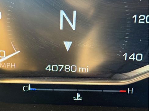 Used 2022 GMC Sierra 1500 SLT image 11