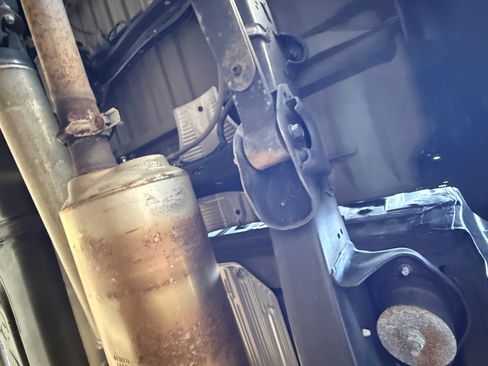 Used 2011 Toyota Tundra 4x4 Double Cab w/ Tow Pkg image 22