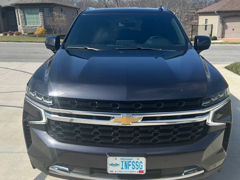 Used 2023 Chevrolet Tahoe LS image 2