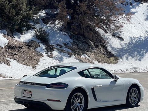 Used 2019 Porsche 718 Cayman image 28