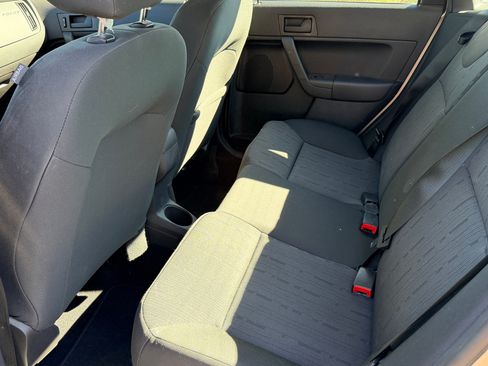 Used 2008 Ford Focus SE image 10