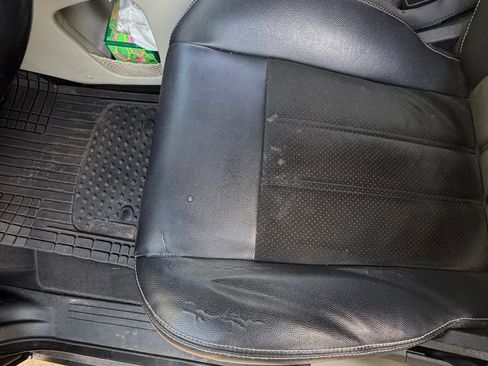 Used 2017 Dodge Grand Caravan SXT FWD image 32