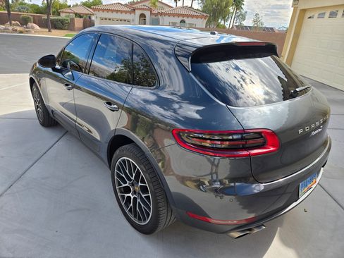 Used 2017 Porsche Macan S image 5