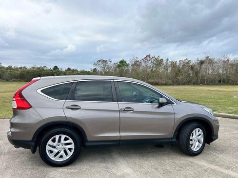 Used 2016 Honda CR-V EX image 11