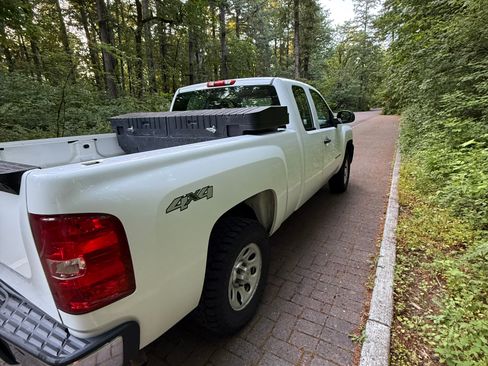 Used 2012 Chevrolet Silverado 1500 W/T AWD/4WD image 10