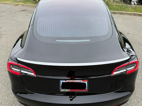 Used 2018 Tesla Model 3 Long Range AWD/4WD image 9