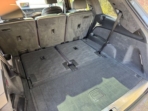 Used 2018 Audi Q7 3.0T Prestige image 22