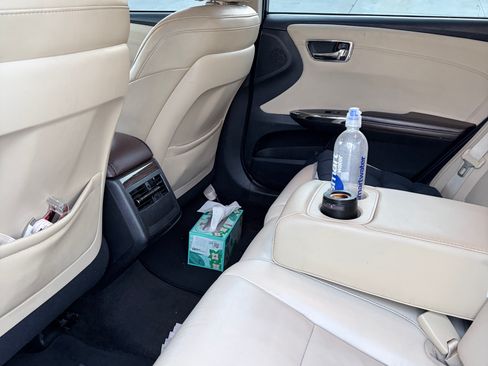 Used 2015 Toyota Avalon XLE Premium FWD image 11