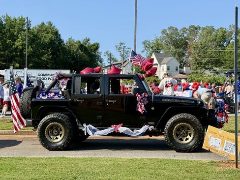 Used 2018 Jeep Wrangler Unlimited Sport image 17