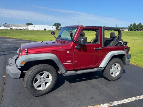 Used 2012 Jeep Wrangler Sport AWD/4WD image 10