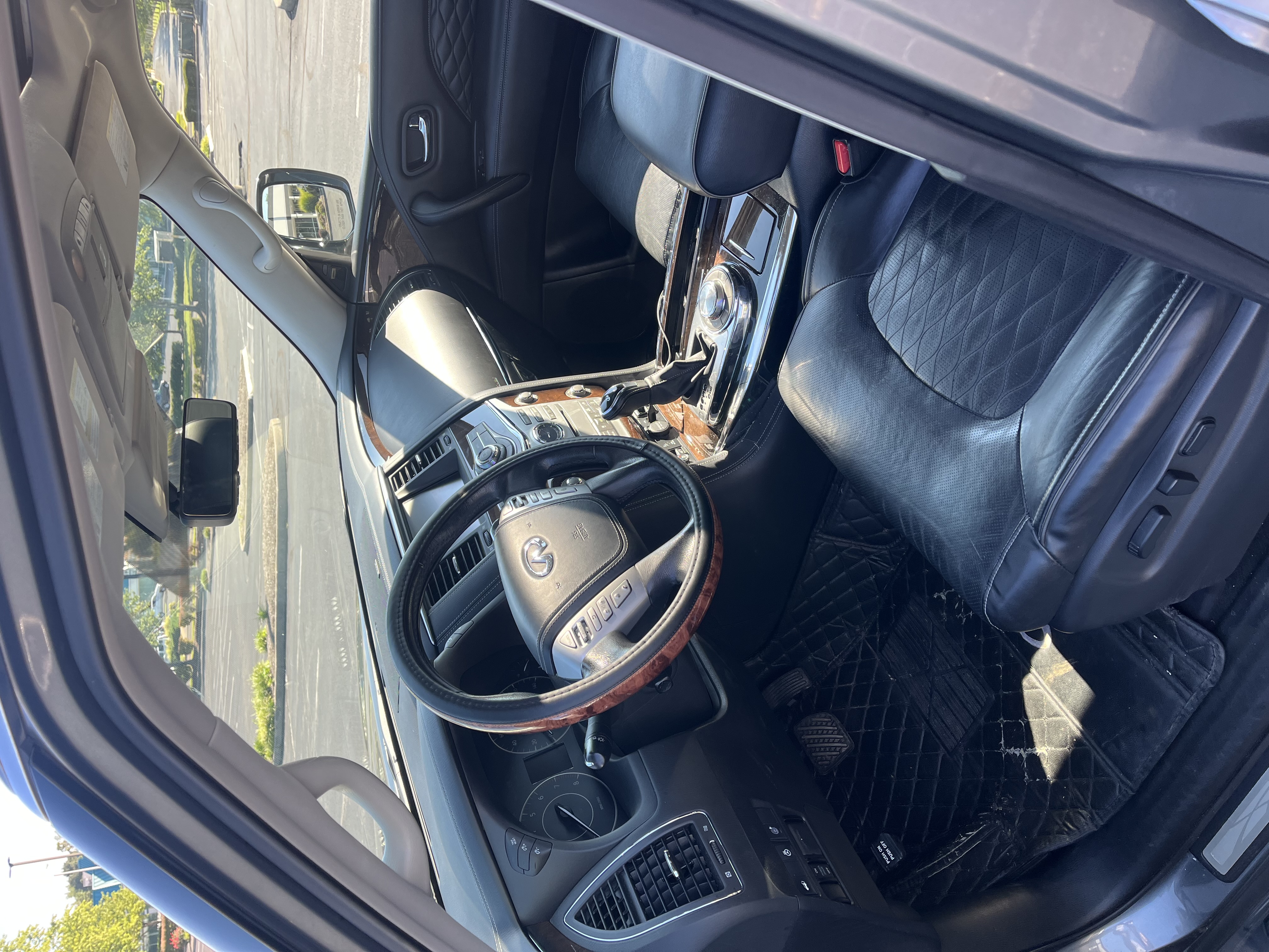 Used 2019 INFINITI QX80 Luxe AWD/4WD image 9