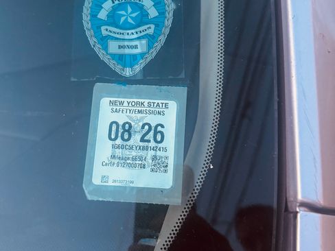 Used 2011 Cadillac CTS AWD Sedan image 2