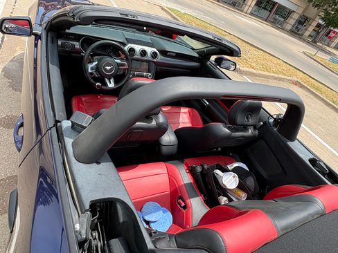 Used 2018 Ford Mustang GT Premium w/ Equipment Group 401A RWD image 6