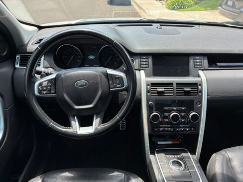 Used 2017 Land Rover Discovery Sport HSE AWD/4WD image 8