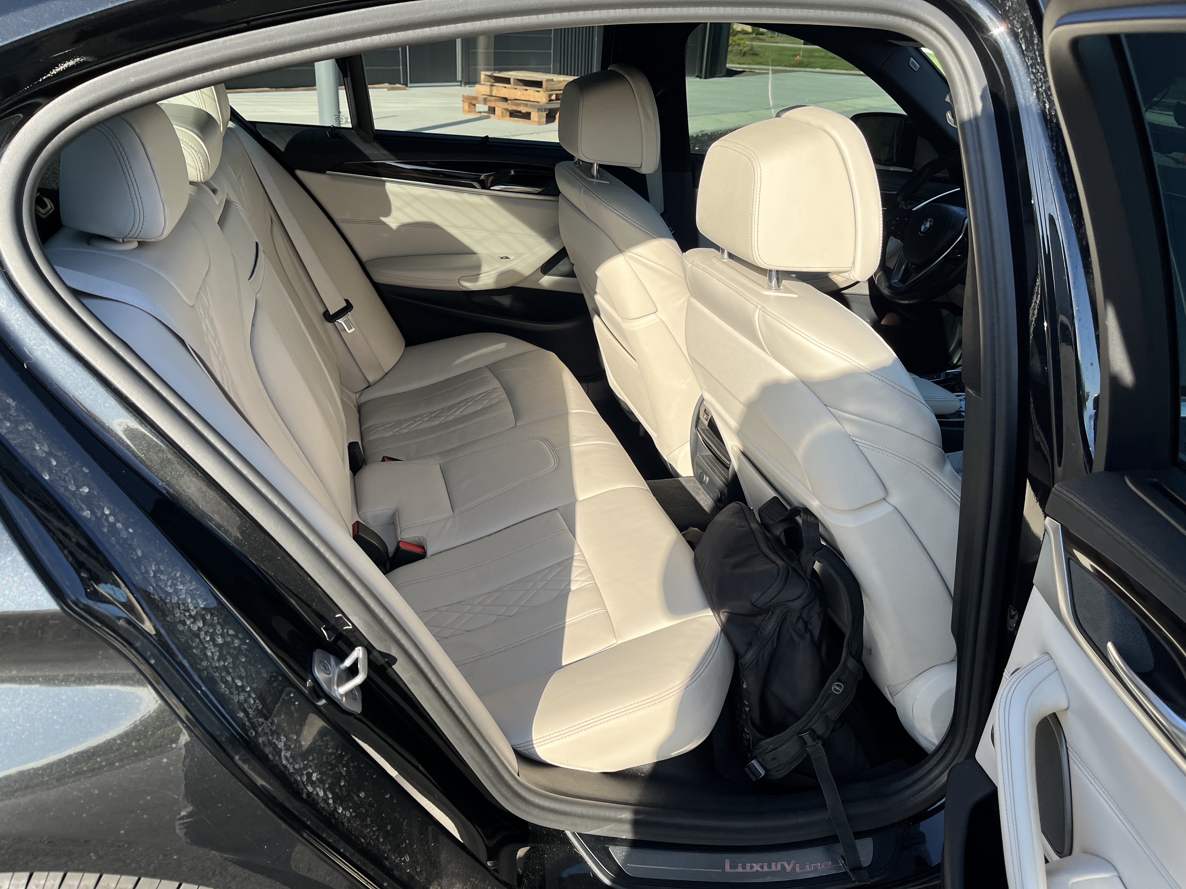 Used 2017 BMW 540i xDrive AWD/4WD image 10