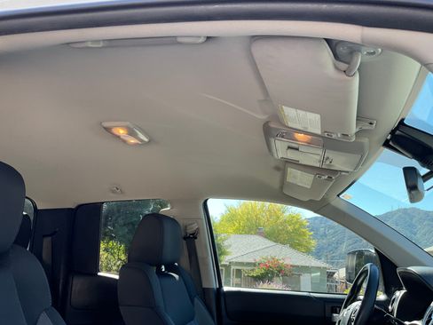 Used 2018 Toyota Tundra SR5 image 20