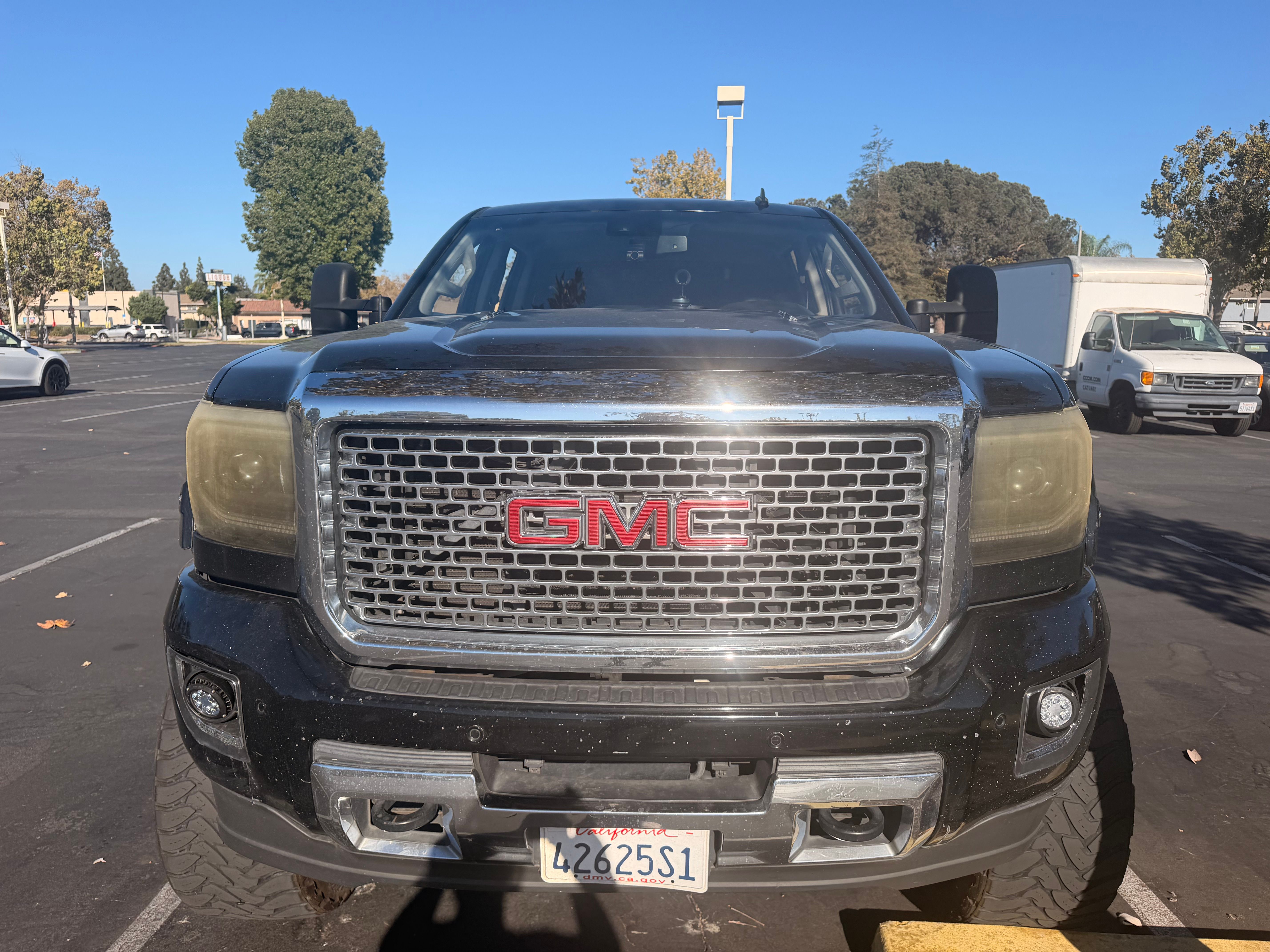 Used 2015 GMC Sierra 2500 Denali w/ Duramax Plus Package AWD/4WD image 22