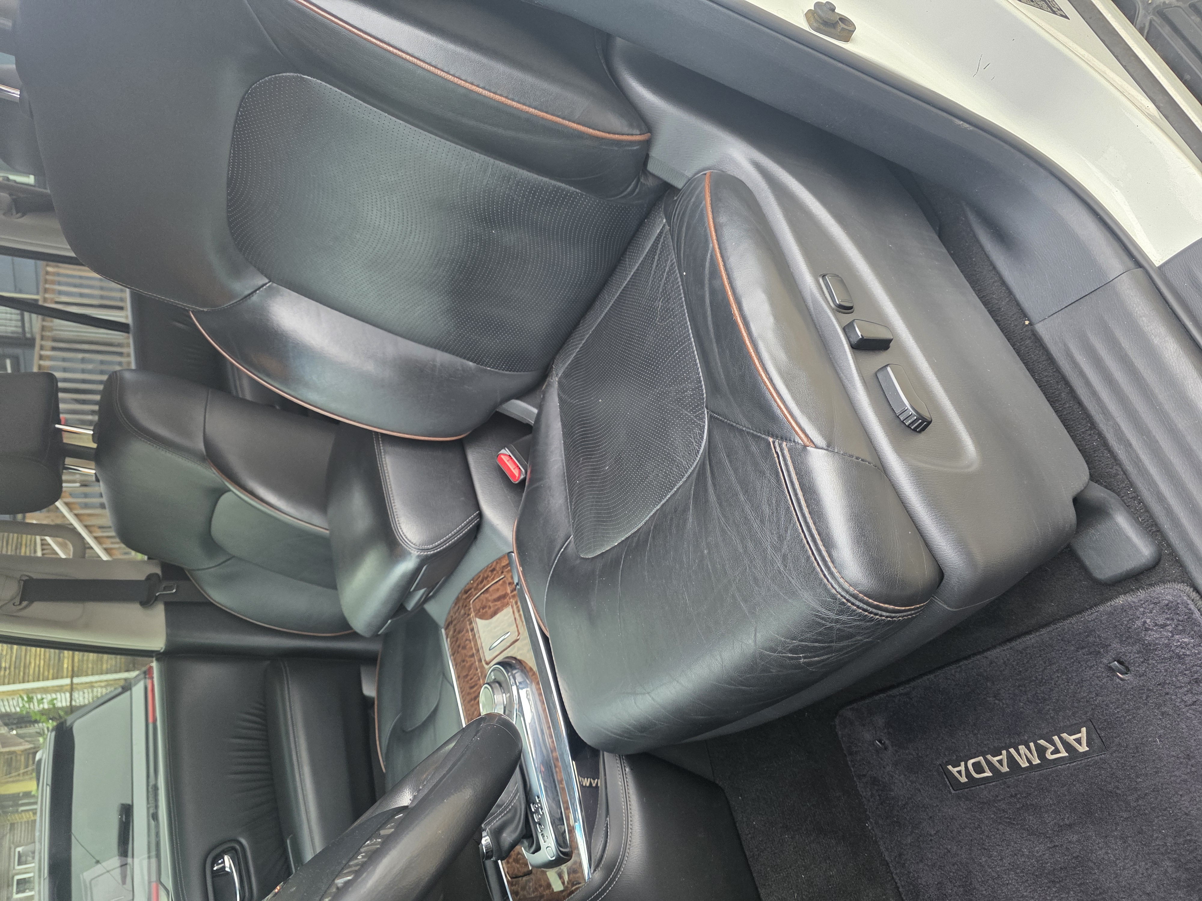 Used 2017 Nissan Armada Platinum w/ Captain Seat Package AWD/4WD image 10