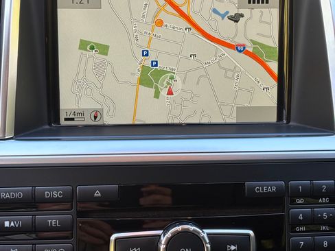 Used 2015 Mercedes-Benz GL 320 BlueTEC 4MATIC image 9