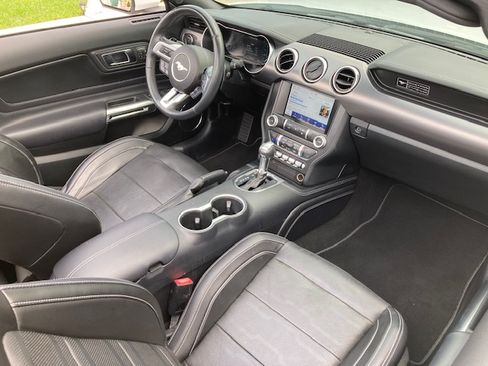 Used 2020 Ford Mustang GT Premium w/ Equipment Group 401A RWD image 5
